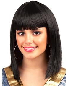 フリンジ付き短い黒髪のかつら