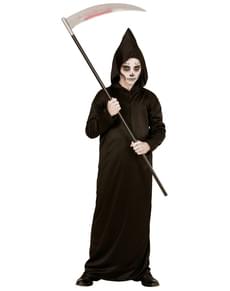 Fato de morte tenebrosa para menino