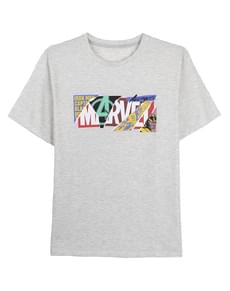 Meestele mõeldud Marveli logo kollaažiga T-särk
