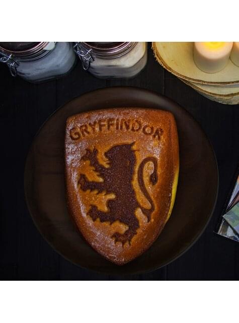 Gryffindor baking mould