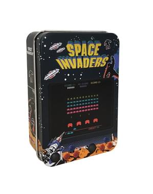 Space Invaders bermain kartu