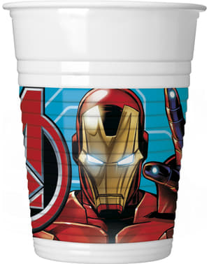 Sada 8 plastikových kelímků Impozantní Avengers