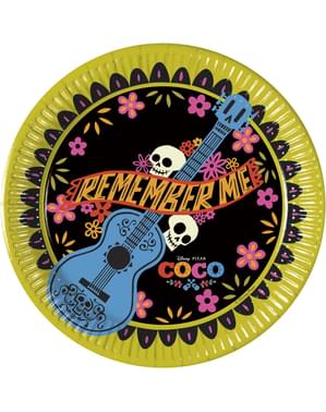 8 чинии с „Тайната на Коко“ на Пиксар (20 cm)