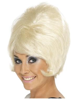 Vaalea 60-luvun tyylinen peruukki