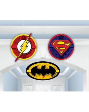 Sæt af 3 dukker hængende fra justice league panel