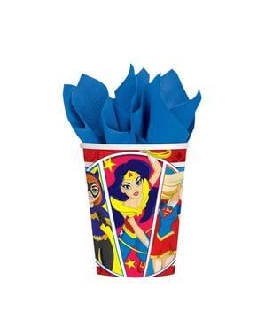 8 DC Super Hero Girls kuppia