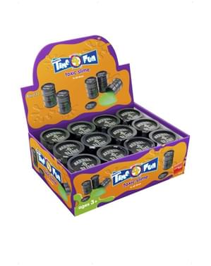 Nămol toxic în bidon de petrol