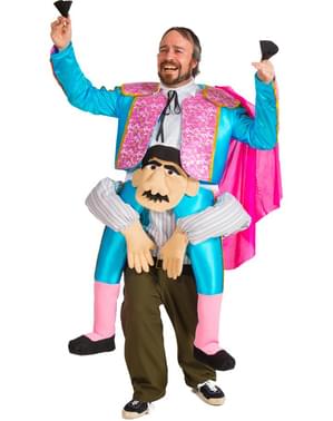 Bullfighter на раменете си костюм за мъж