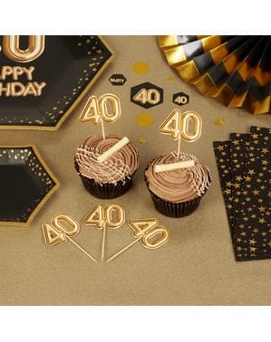 Sett af 20 "40" skreytingar tannstönglar í gulli - Glitz & Glamour Black & Gold