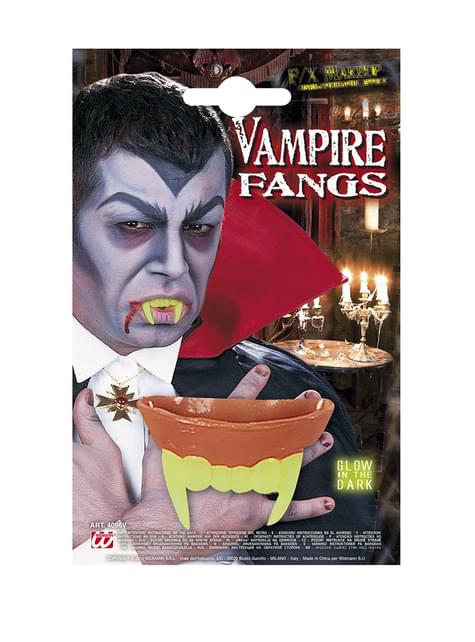 Взрослые светящиеся в темноте зубы вампира