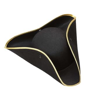 Topi berbentuk segi tiga hitam