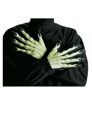 Witch gloves relief