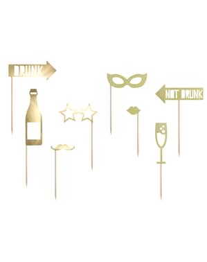 8 Assorterede Photo Booth Rekvisitter, Guld - Happy New Year Collection