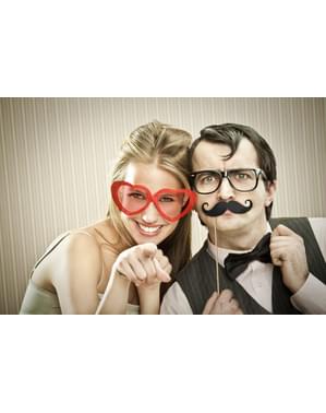 6 baffi per photocall