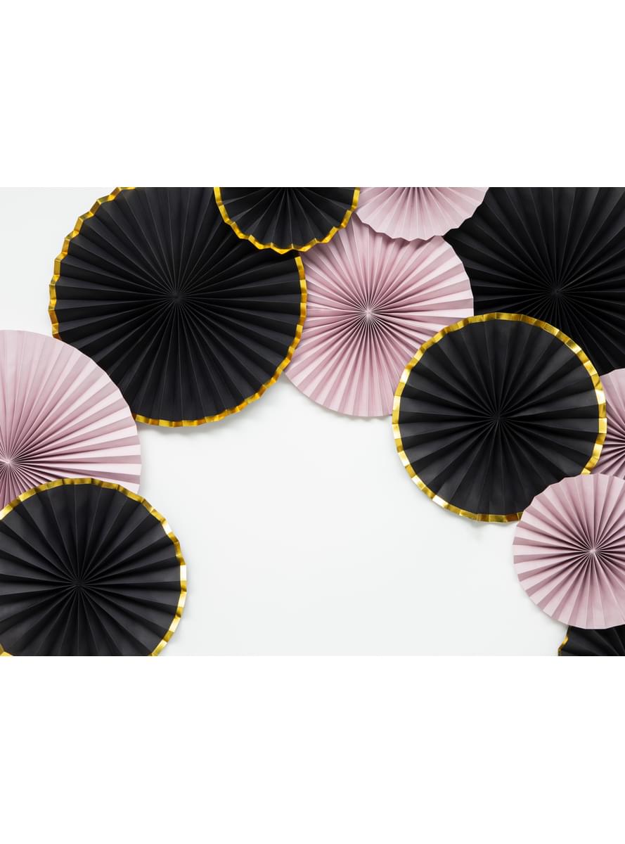 金の縁を持つ3つの黒の装飾的な紙ファンのセット