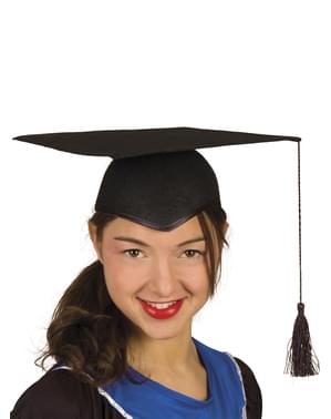 महिला स्नातक की टोपी