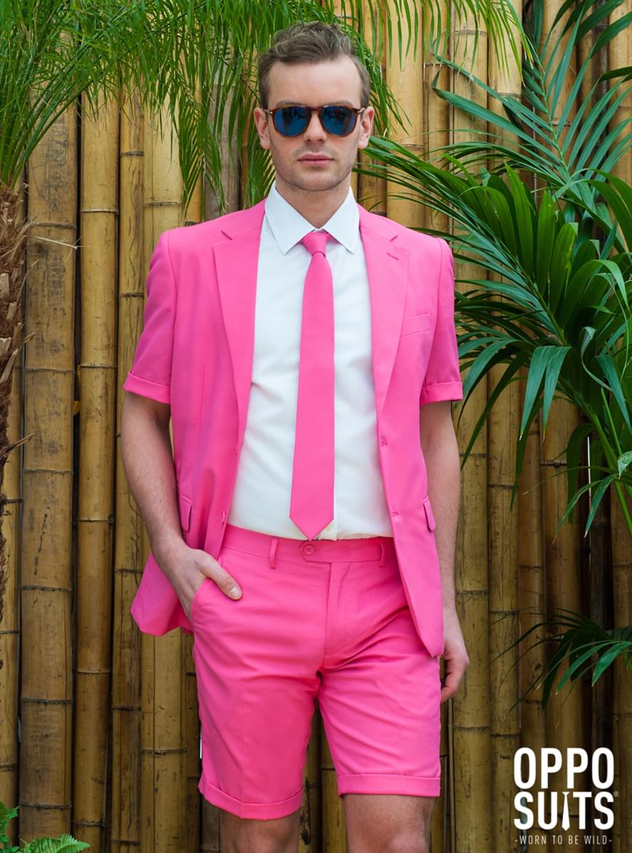 Fato cor-de-rosa 