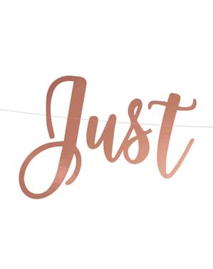 Karangan bunga "Just Married" di rose gold - White & Gold Wedding