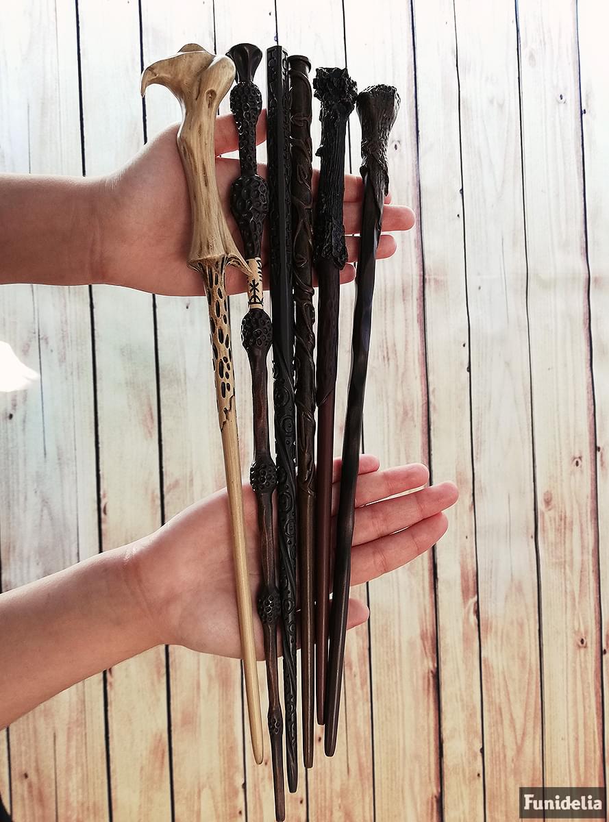 Di Cosa è Fatta La Bacchetta Di Harry Potter