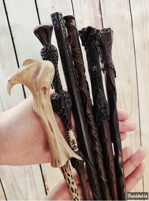 CineReplicas Bacchetta Di Albus Silente (Sambuco) - Replica Da Collezione Harry Potter, Poliresina Dipinta A Mano Con Supporto