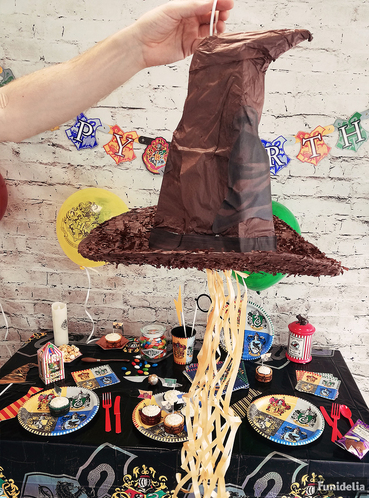 Piñata de Sombrero Seleccionador de Harry Potter - Hogwarts Houses. Entrega  24h
