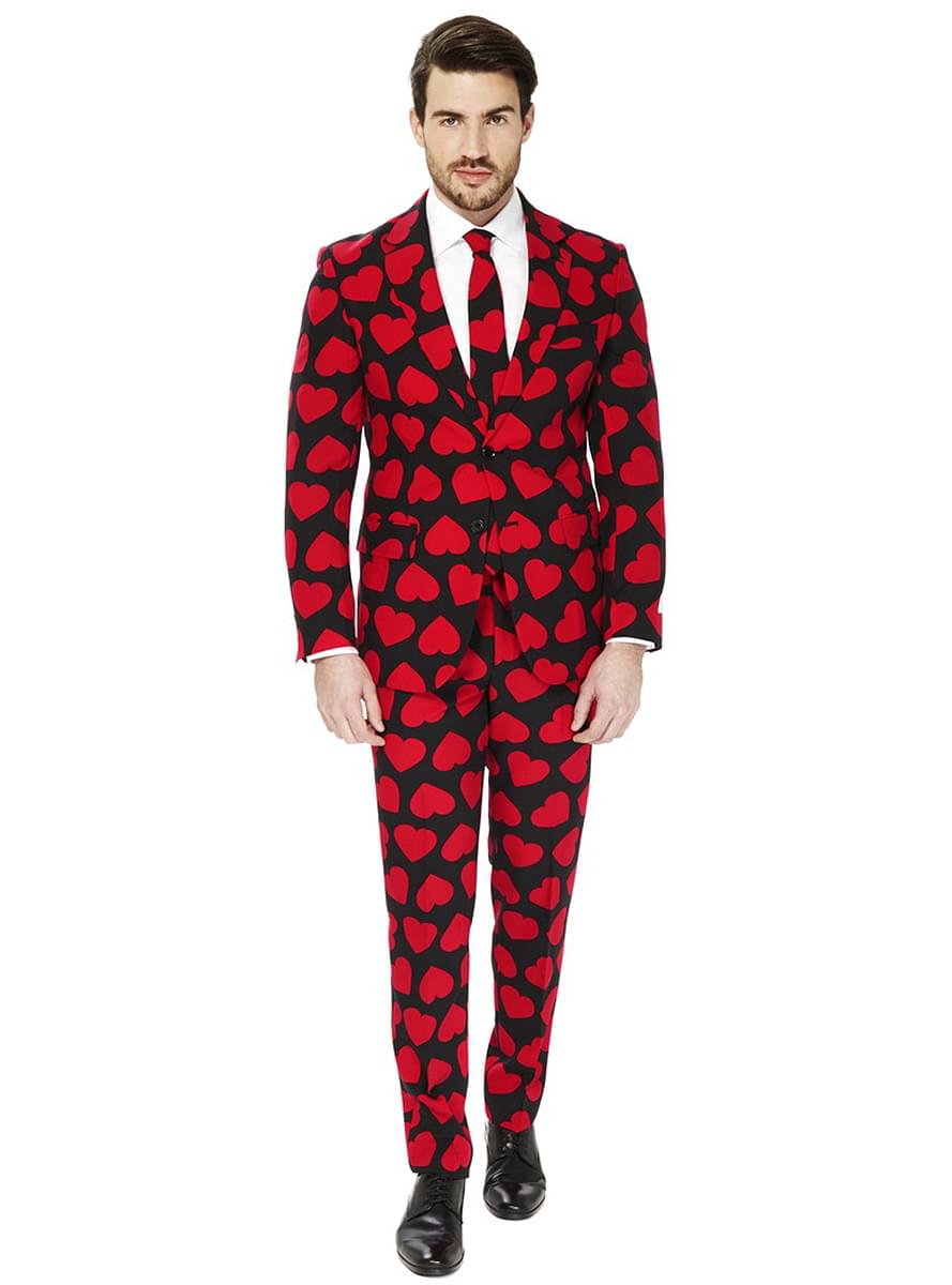 Traje Negro con Corazones 