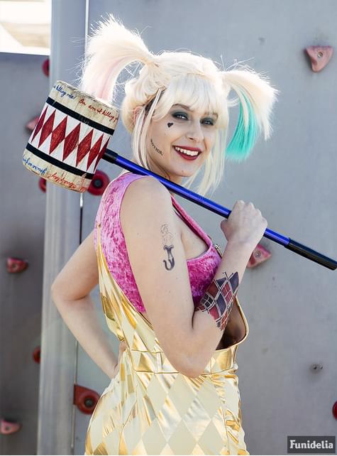 Planeta Varios cine ❤ Cómo hacer un disfraz de Harley Quinn casero