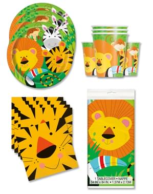 Jungle Animals Party Decorations for 16 People