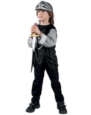 Чоловічий середньовічний шолом воїна