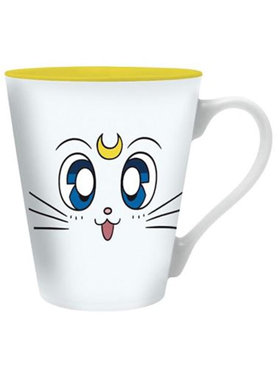 Artemisz Bögre - Sailor Moon