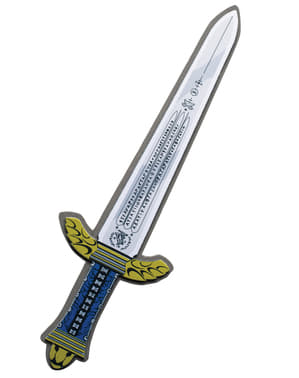 लड़की की वंडर वुमन तलवार