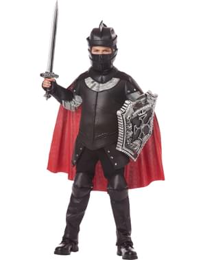 התלבושת של האביר השחור