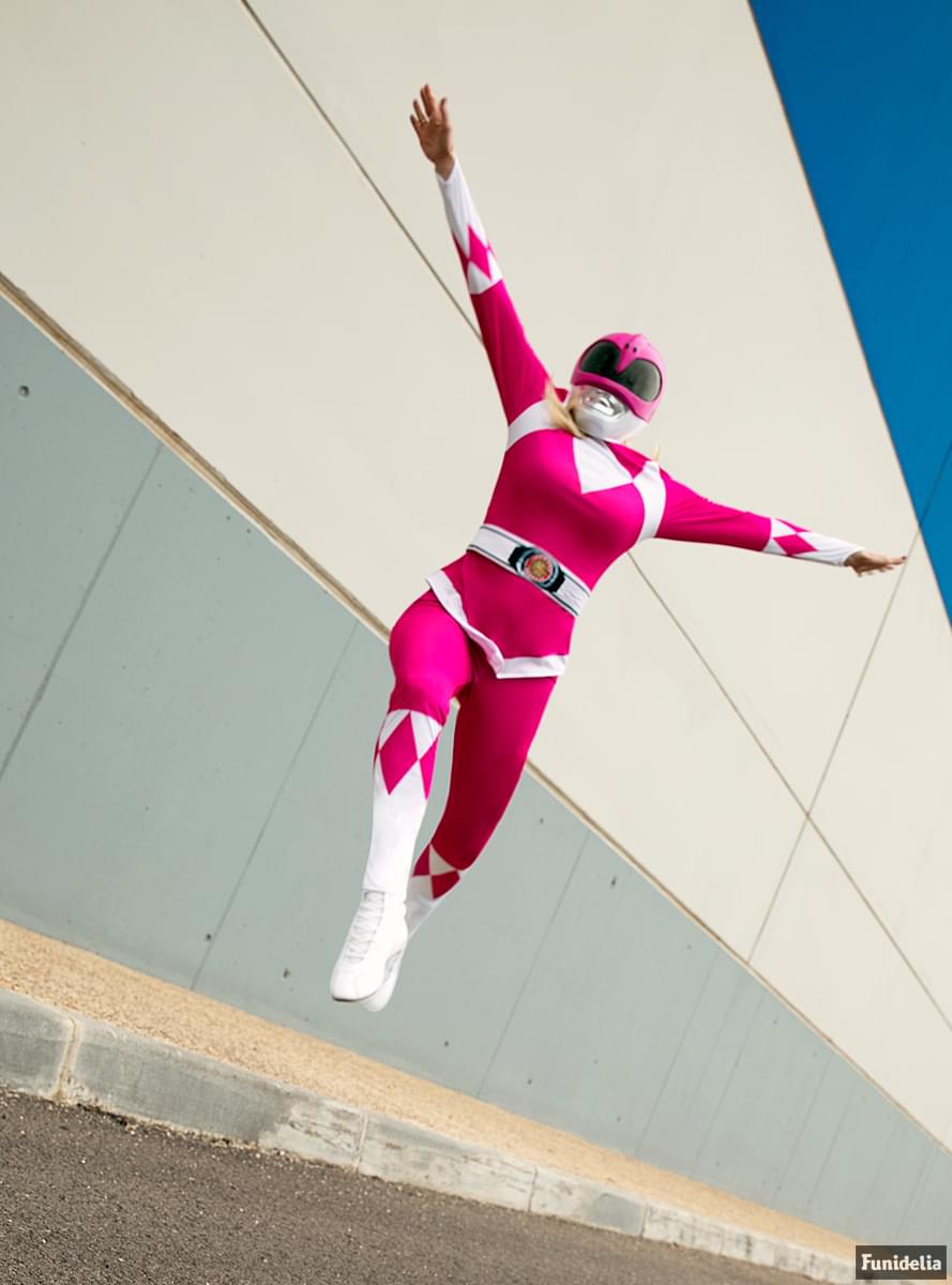 Rozā Power Ranger ķivere pieaugušajiem