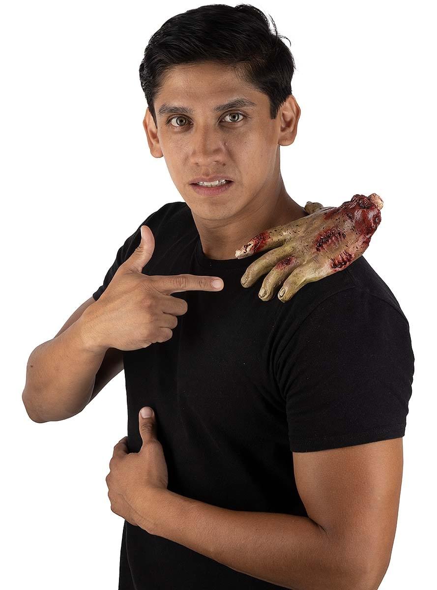 Figurină de mână sângeroasă de Halloween