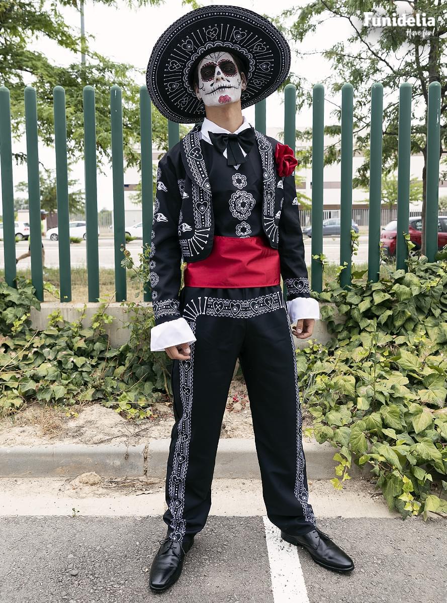 Ανδρική στολή Μαριάτσι σε μεγάλα μεγέθη