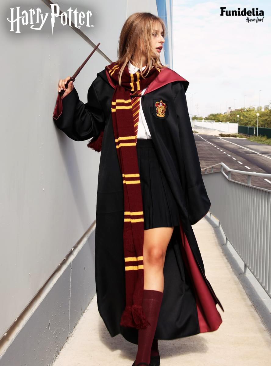 Harry Potter Replica Gryffindor Robe for Adults - Diamond Edition