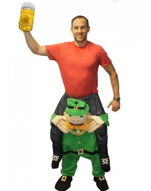 Orang Ireland St Patrick di Bahu Leprechaun Menjalankan Kostum Saya