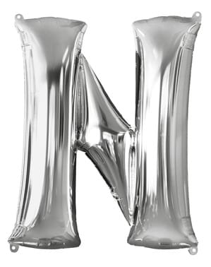 Bogstav N sølvfarvet ballon (86 cm)