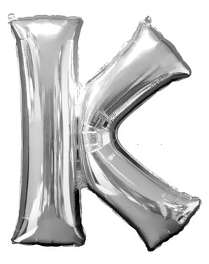 Bogstav K sølvfarvet ballon (86 cm)