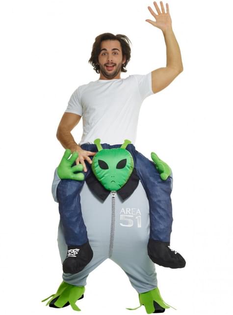 Carry Me kostume på skuldrene af en marsmand