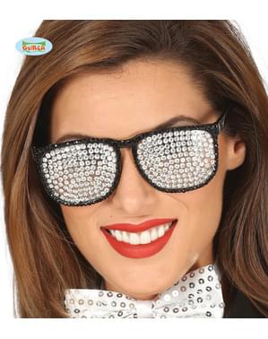 Lunettes argentées avec diamants incrustés