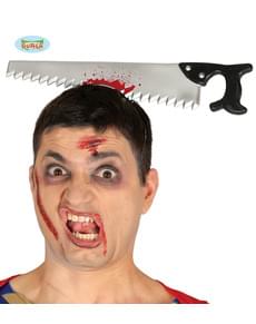 Bandolete de serrote na cabeça